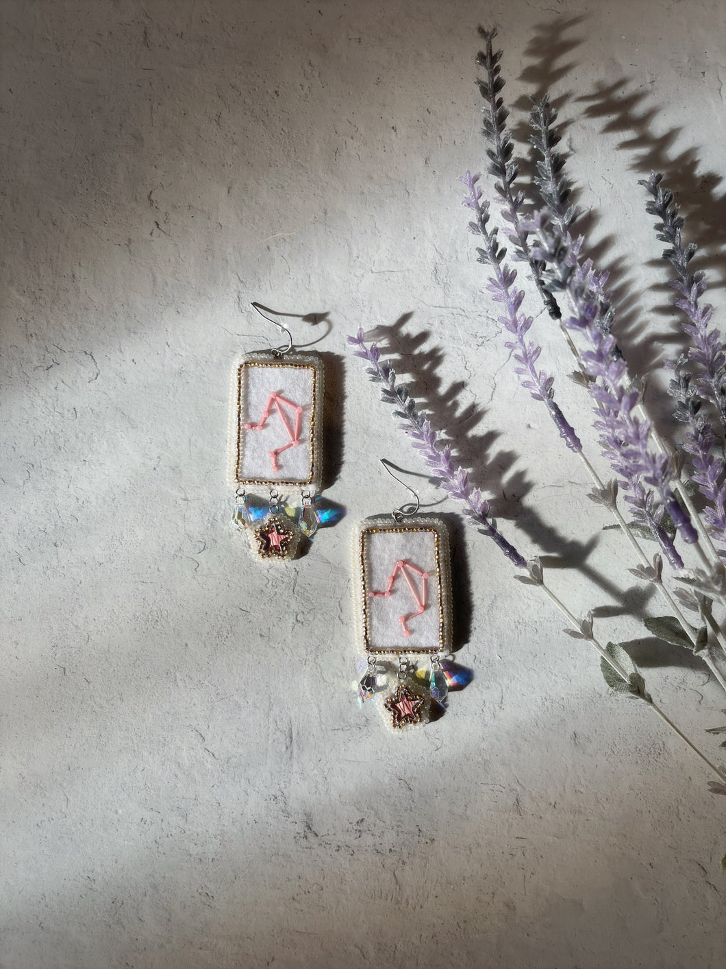 Libra earrings with tiny quilled star