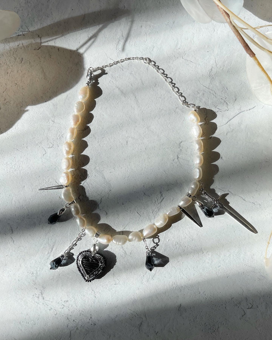 Black heart spike necklace