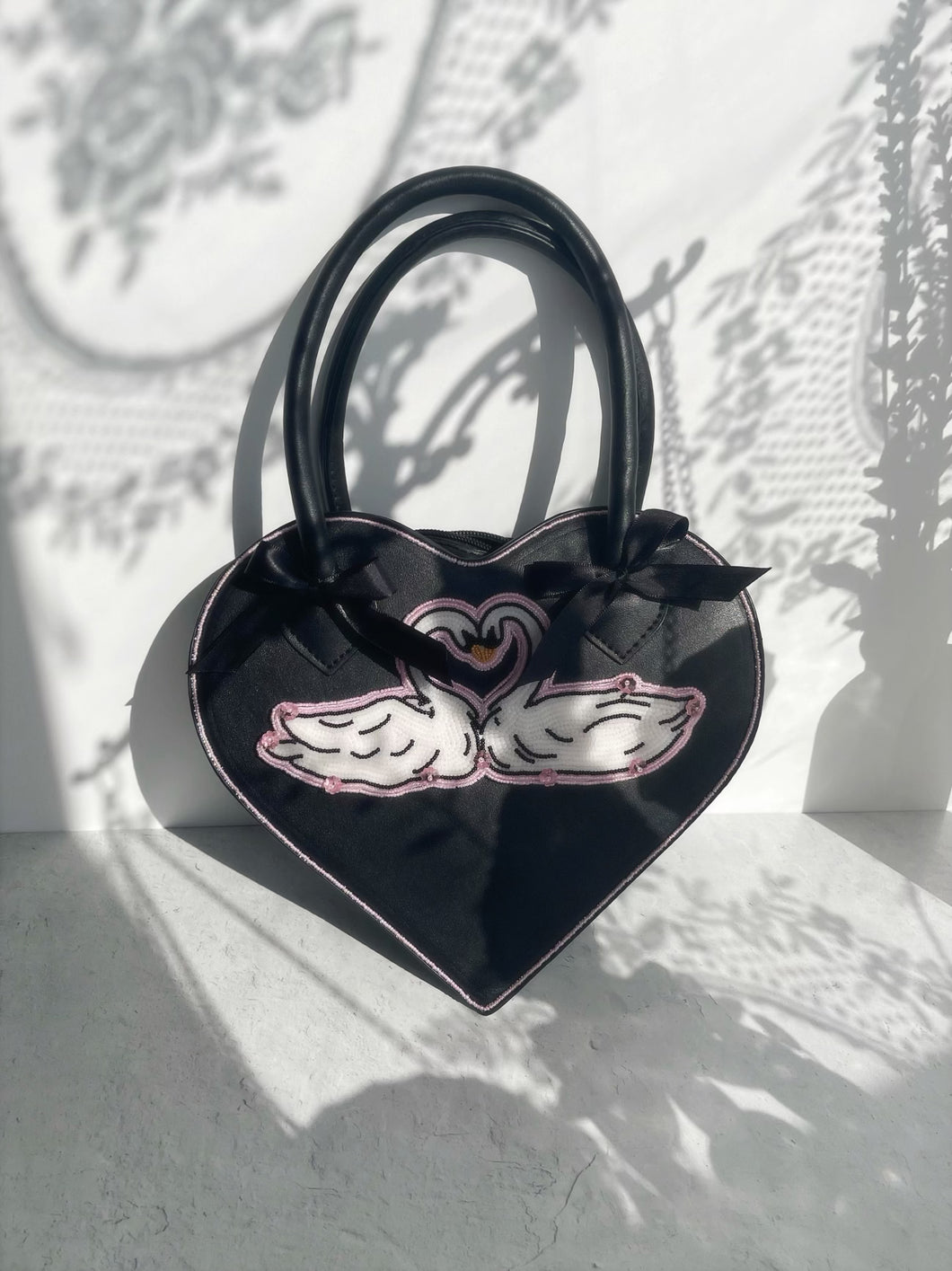 Swan heart purse